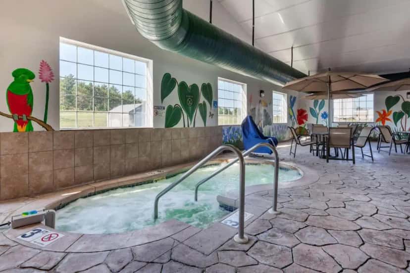 In-room hot tub at Best Western Plus Sparta Trail Lodge in Sparta, WI