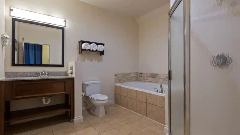 Private in-room jacuzzi tub in the Suite, 1 King Bed, Jetted Tub, River View at Best Western Port Huron Blue Water Bridge