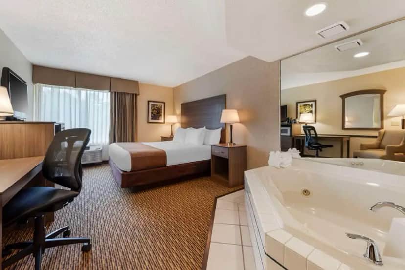 Private in-room jacuzzi at Best Western Spooner Riverplace