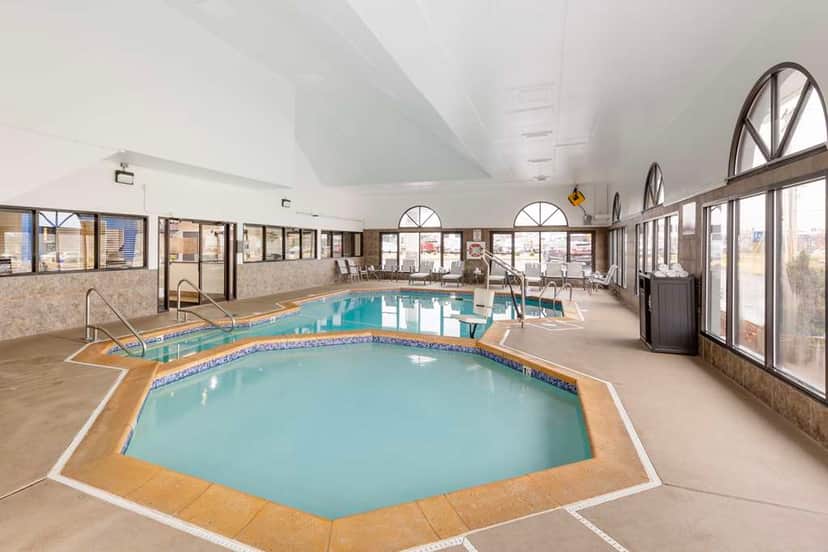 Shared indoor hot tub at Best Western St. Louis Inn