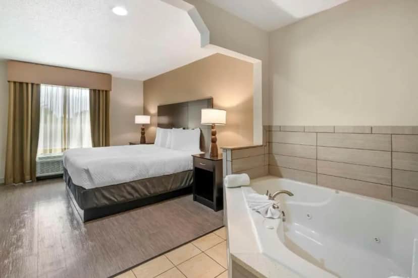 Private in-room jacuzzi in the Presidential Suite - Non-Smoking at Best Western Suites Columbus