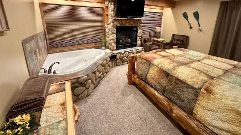 Buffalo Peaks Lodge hotel photo 1 in Buena Vista, Colorado