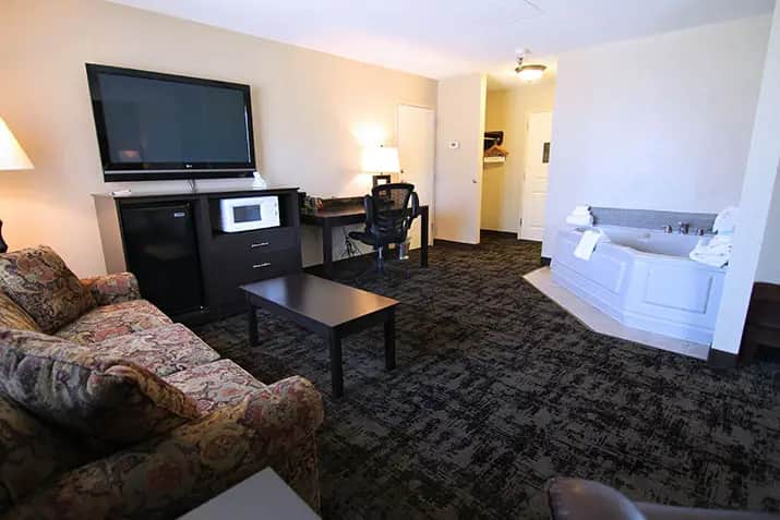 Private in-room jacuzzi tub at C'mon Inn