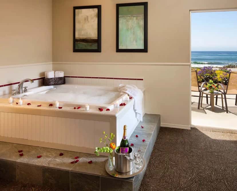 In-room hot tub at Cambria Landing Inn & Suites in Cambria, CA