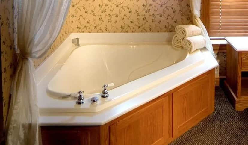 Carlisle Inn hotel photo 1 in Sugarcreek, Ohio