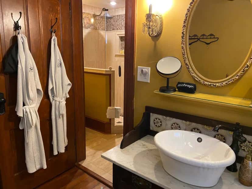 Deep soaking tub at Carriage Way Inn Bed & Breakfast in St Augustine, FL