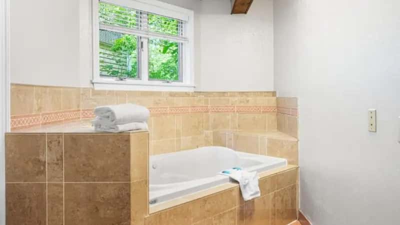 In-room hot tub at Cedar Park Whirlpool Suites in North Stonington, CT