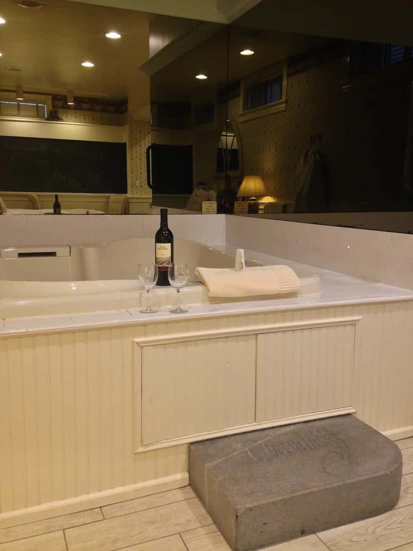 In-room hot tub at Chambery Inn in Lee, MA