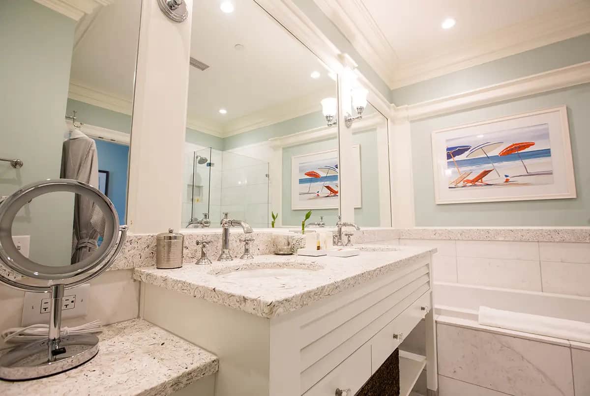 The Beach Club Hotel Room Bathroom