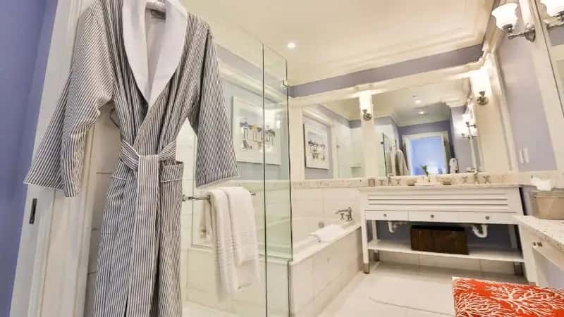 In-room hot tub at Charleston Harbor Resort & Marina in Mount Pleasant, SC