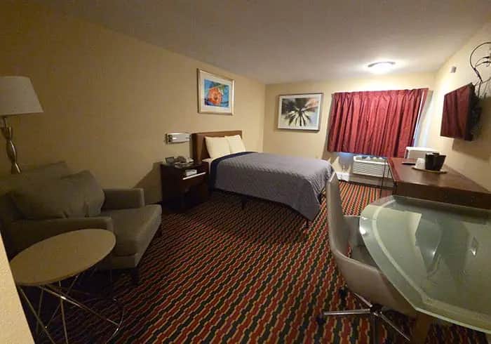 Private in-room jacuzzi at Chesaning Inn & Suites