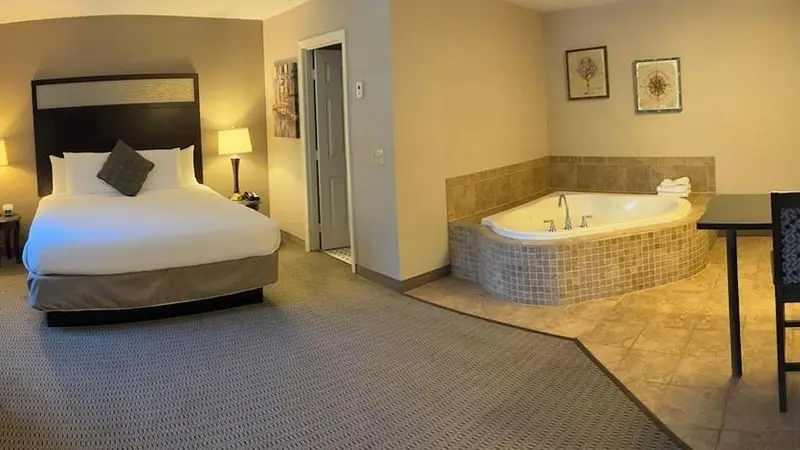 Hotels with jacuzzi in room in Sterling