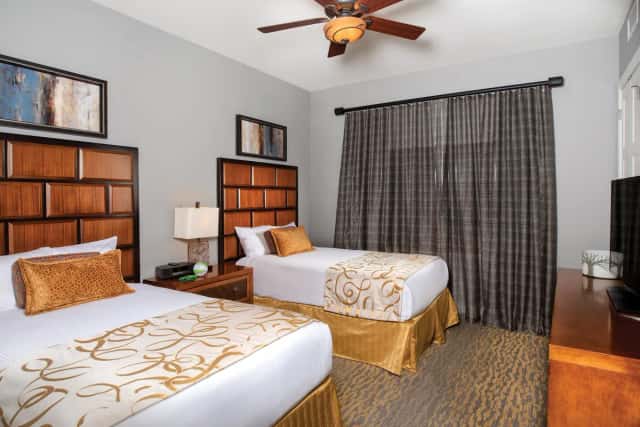 Club Wyndham Great Smokies Lodge — guest room