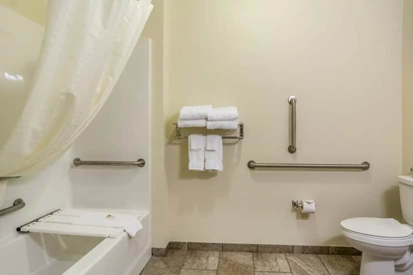 Private in-room jacuzzi tub at Cobblestone Inn and Suites - Corry
