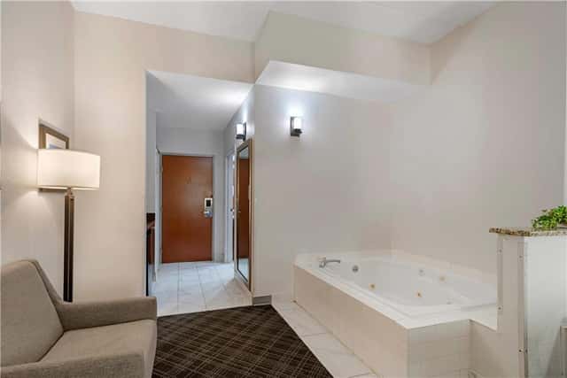 Jetted bathtub at Comfort Inn & Suites at I-85