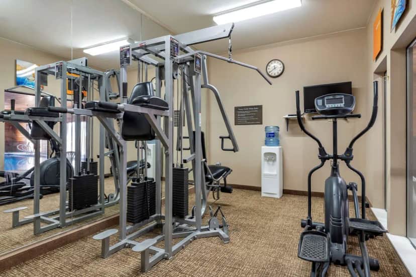 Comfort Inn & Suites Klamath Falls hotel photo 1 in Klamath Falls, Oregon