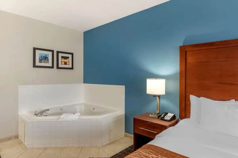 Private in-room jacuzzi tub in the Suite, 1 King Bed, Non Smoking, Hot Tub at Comfort Inn & Suites - Lees Summit