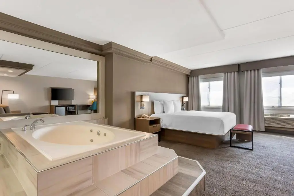Private in-room jacuzzi tub in the Executive King Suite - Non-Smoking at Comfort Inn Edgewater On Hudson River