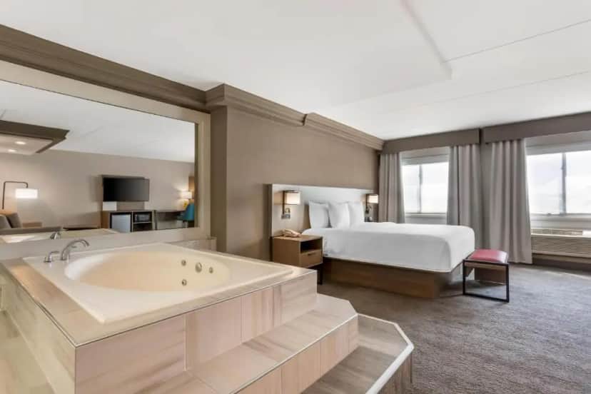 Private in-room jacuzzi tub in the Executive King Suite - Non-Smoking at Comfort Inn Edgewater On Hudson River