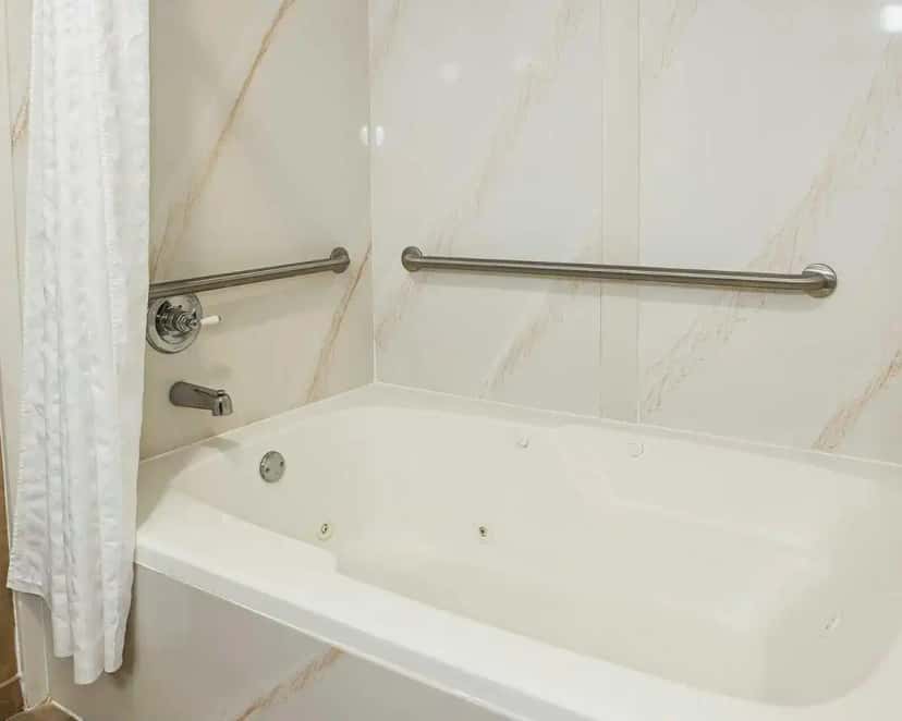 In-room hot tub at Comfort Inn Edinburgh - Columbus in Edinburgh, IN