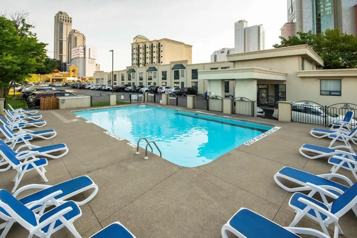 Comfort Inn Fallsview