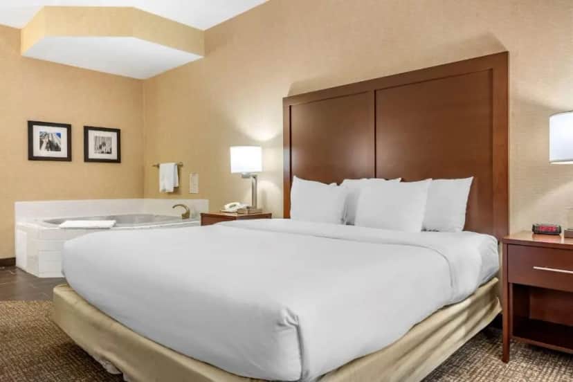 Private in-room jacuzzi in the King Room with Hot Tub - Non-Smoking at Comfort Inn Meadowlands