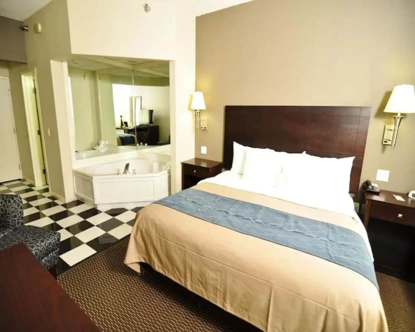 Private in-room jacuzzi tub in the King Room with Bathtub - Non-Smoking at Comfort Inn Sandusky