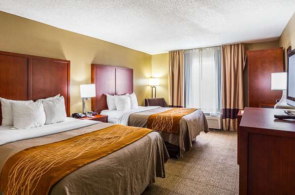 Hotels with jacuzzi in room in Baton Rouge