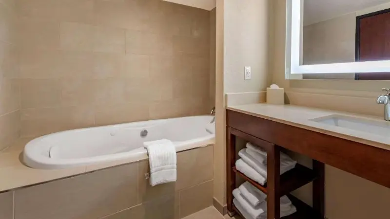 In-room hot tub at Comfort Suites Broomfield Boulder Interlocken in Broomfield, CO