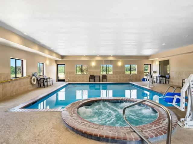 Private in-room hot tub at Comfort Suites Lindale - Tyler North