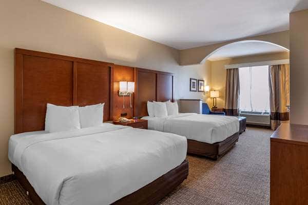 Comfort Suites Near Texas Medical Center - NRG Stadium — guest room