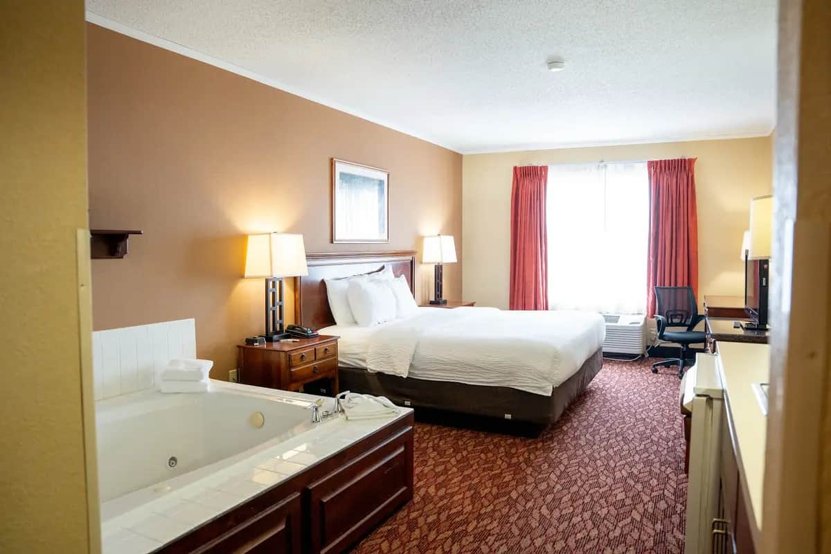 Private in-room jacuzzi tub at Coshocton Village Inn & Suites