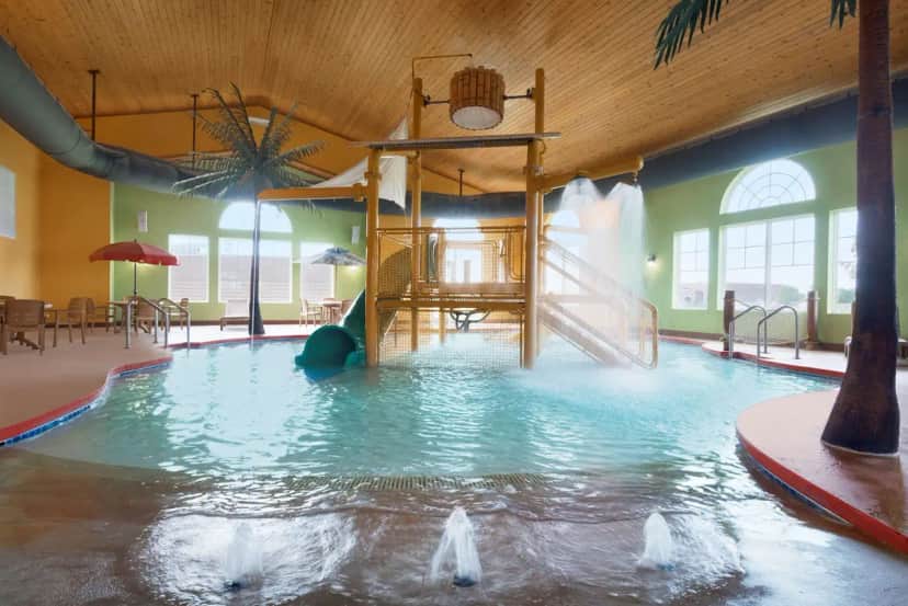 Country Inn & Suites by Radisson, Appleton North, WI — pool