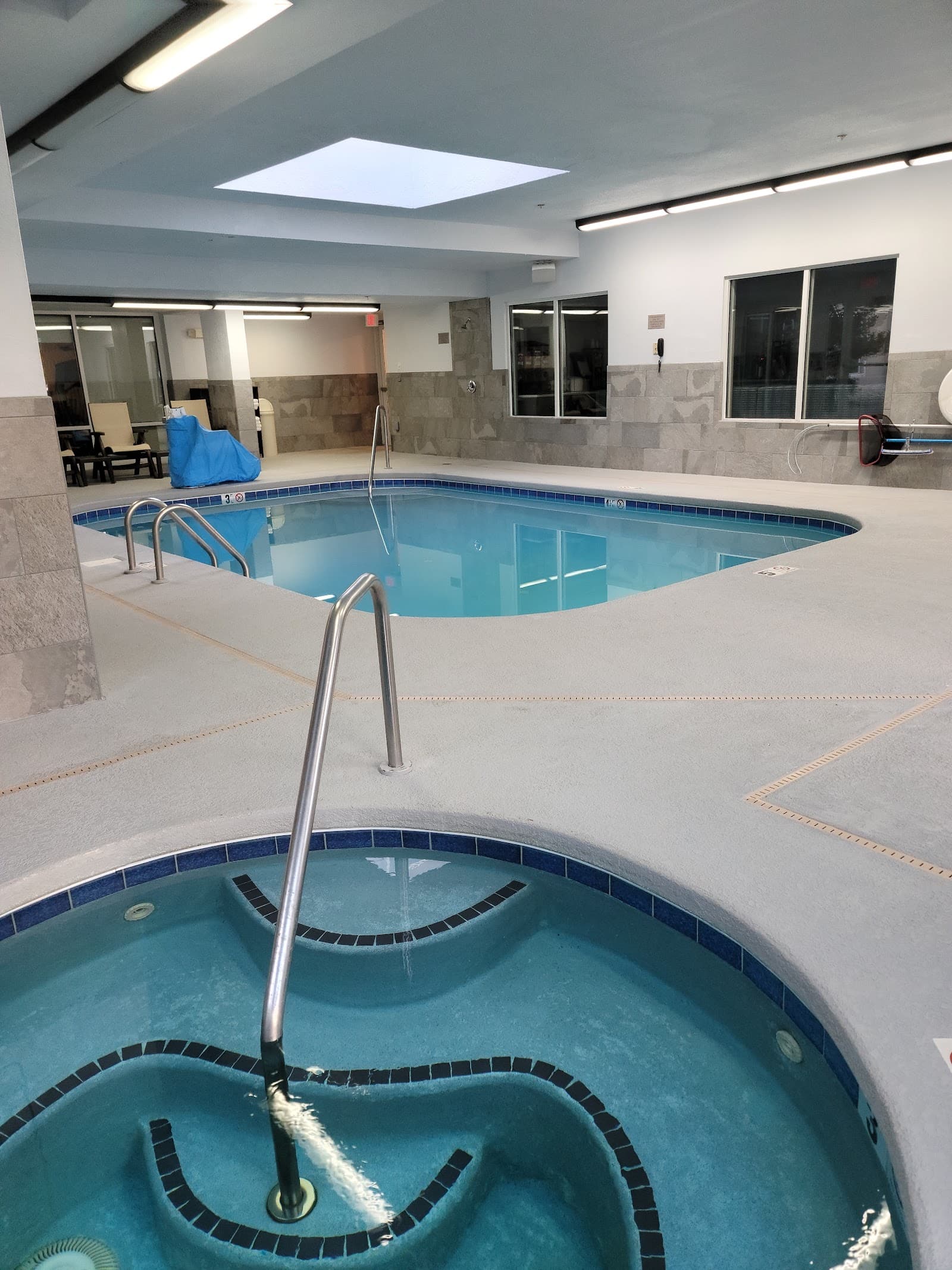 Country Inn & Suites By Radisson Asheville Downtown Tunnel Road