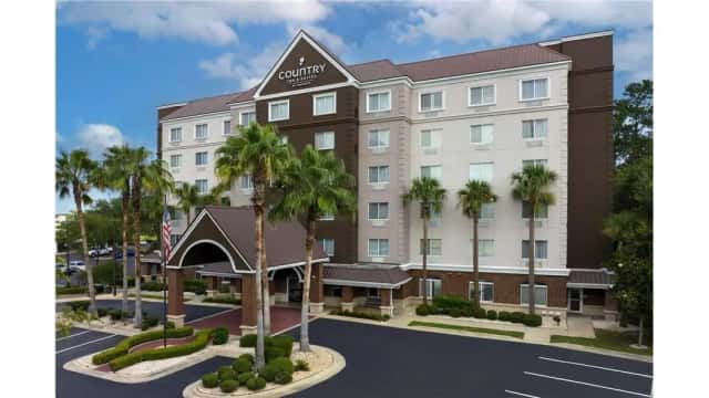 Country Inn & Suites By Radisson, Gainesville, FL — guest room