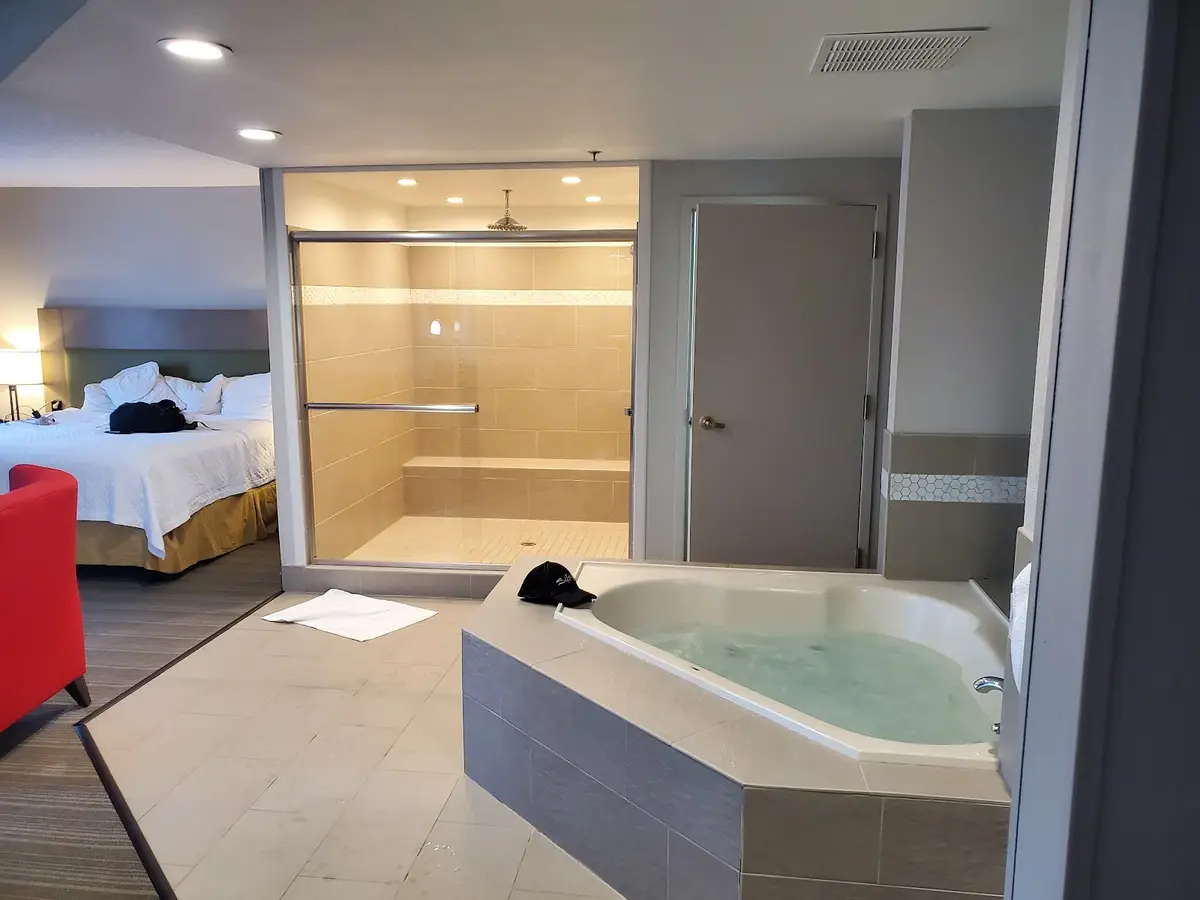 Private in-room jacuzzi at Country Inn & Suites by Radisson, Raleigh-Durham Airport, NC