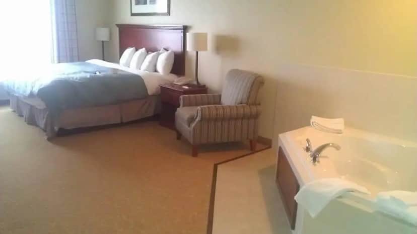 Country Inn & Suites by Radisson, Shoreview, MN hotel photo 1 in Shoreview, Minnesota