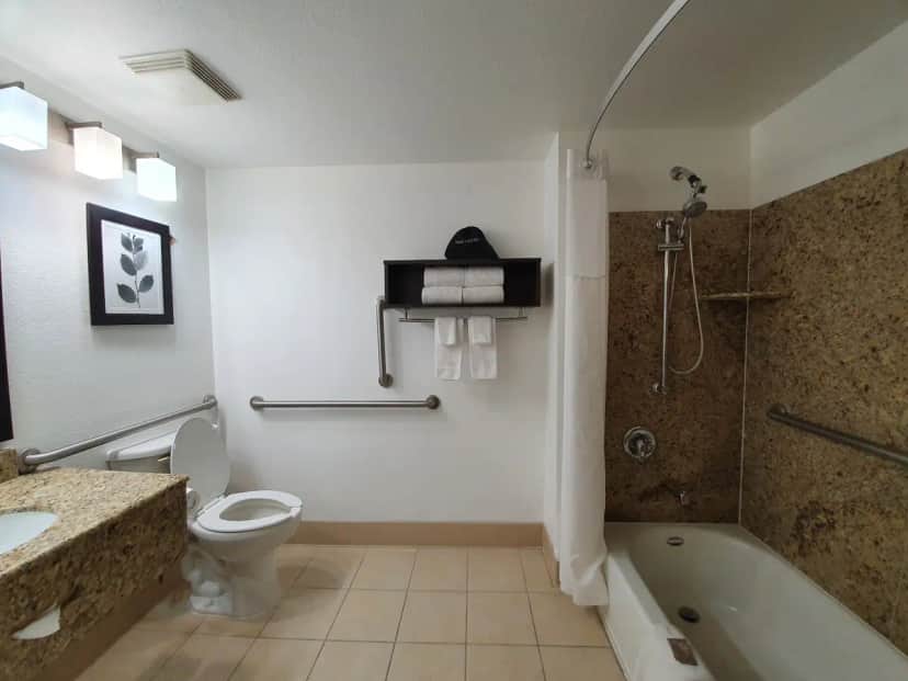 Deep soaking bathtub at Country Inn & Suites by Radisson, Tucson City Center, AZ
