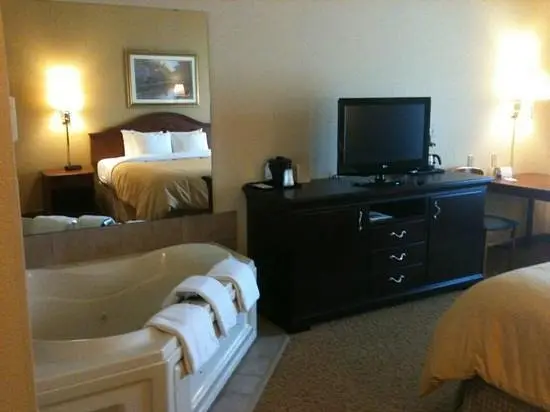 In-room hot tub at Country Inn & Suites by Radisson, West Bend, WI in West Bend, WI
