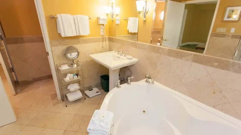In-room hot tub at Crowne Plaza Palo Alto, an IHG Hotel in Palo Alto, CA
