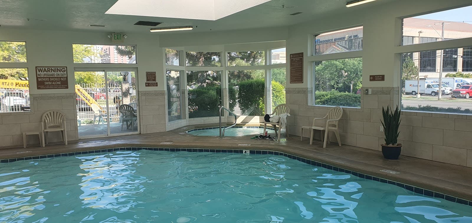 Crystal Inn Hotel & Suites Salt Lake City