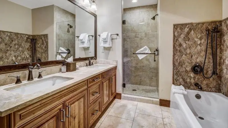 Hotels with jacuzzi in room in Breckenridge