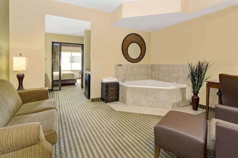 In-room hot tub at Days Inn by Wyndham Cheyenne in Cheyenne, WY