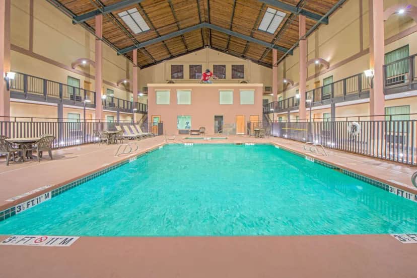 Days Inn by Wyndham Lubbock South — pool