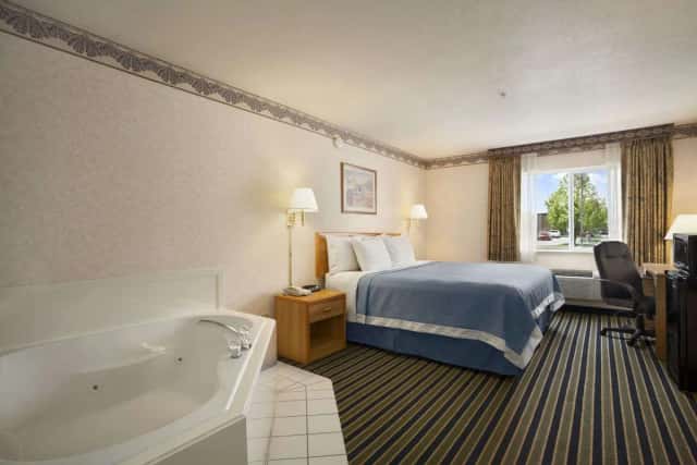 Jetted bathtub at Days Inn by Wyndham Springville