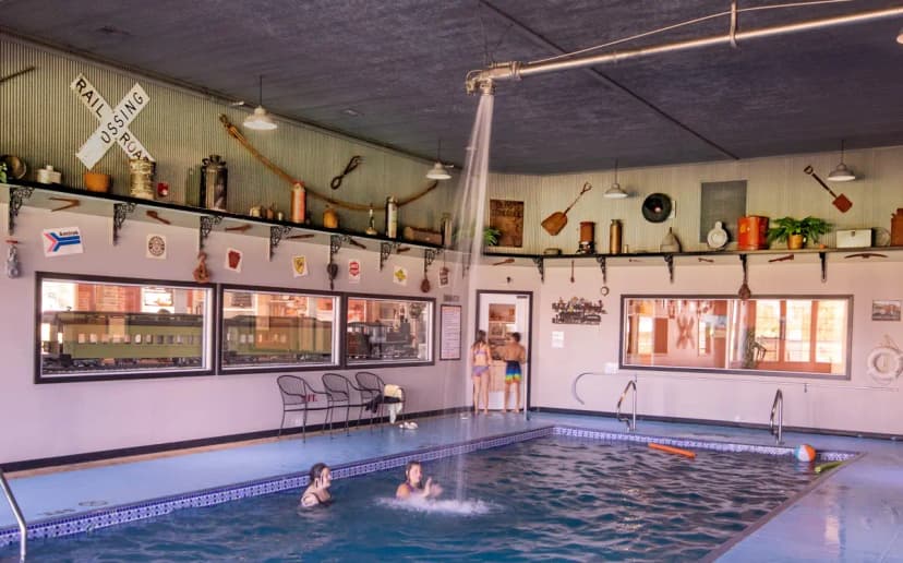 Hotels with jacuzzi in room in La Plata