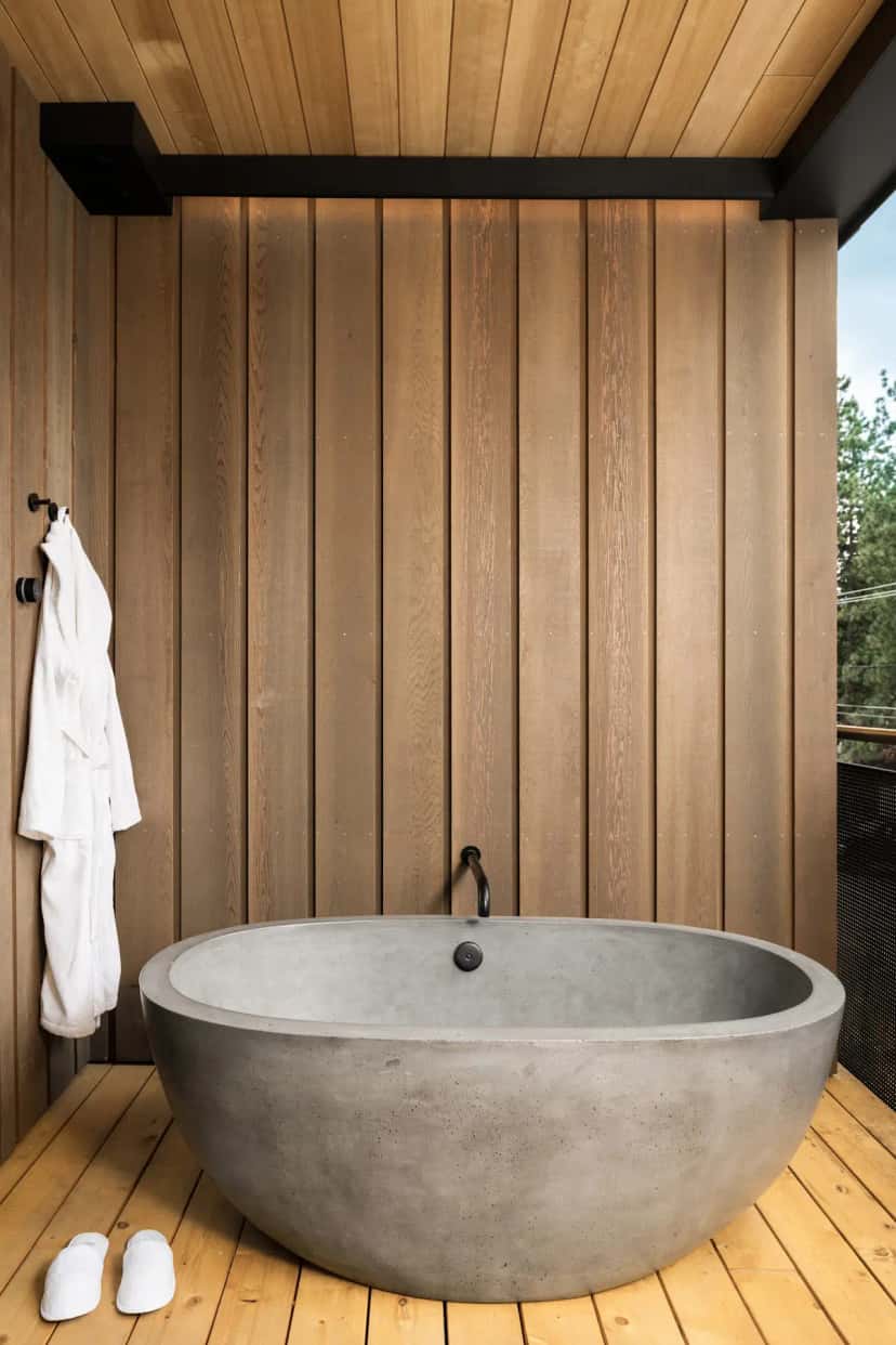 Private outdoor hot tub at Desolation Hotel in South Lake Tahoe, CA