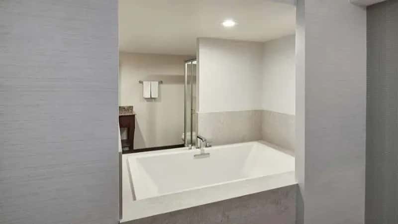 In-room hot tub at DoubleTree by Hilton Fullerton in Fullerton, CA