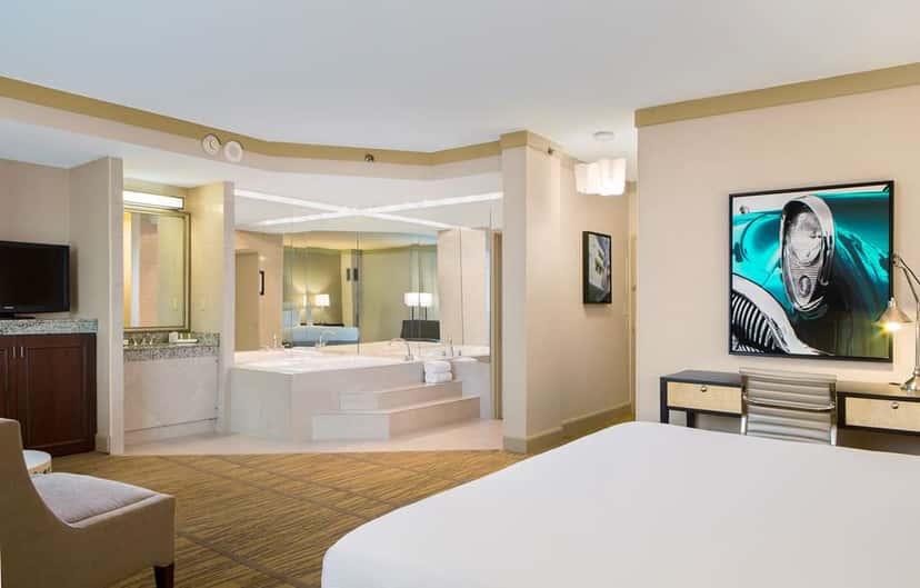 In-room hot tub at DoubleTree by Hilton Hotel Miami Airport & Convention Center in Miami, FL