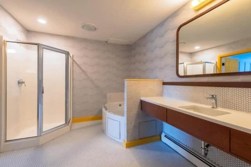 Private in-room jacuzzi tub in the One-Bedroom Suite at Driftaway Hotel and Pool